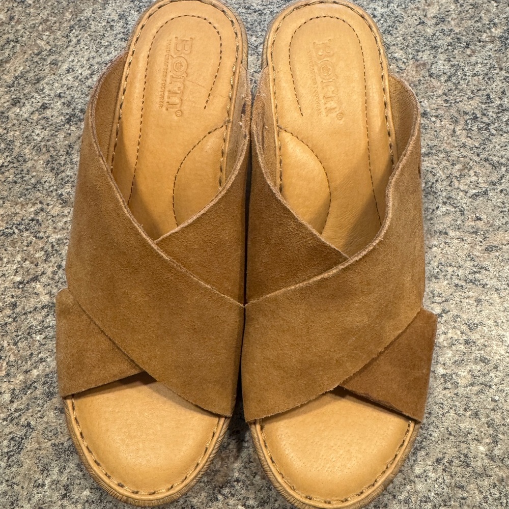 Born Nora Leather Wedge Sandals. Sz 6